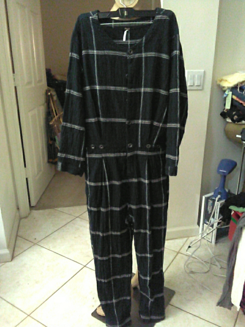 FREE PEOPLE Black Plaid Jumpsuit BUTTON & BELT WRINKLE MATERIAL SZ. S SIDE Belts